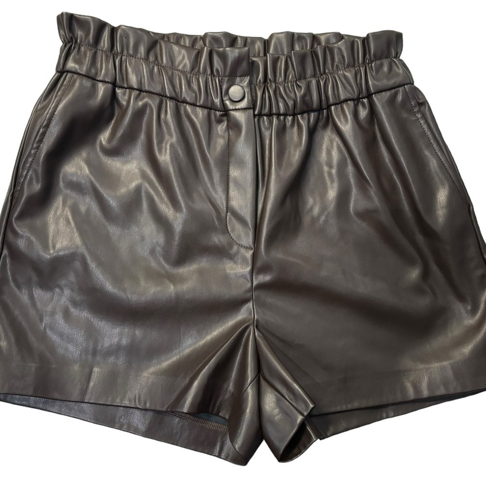 NWT!!! Leather-look Laundry Shorts!